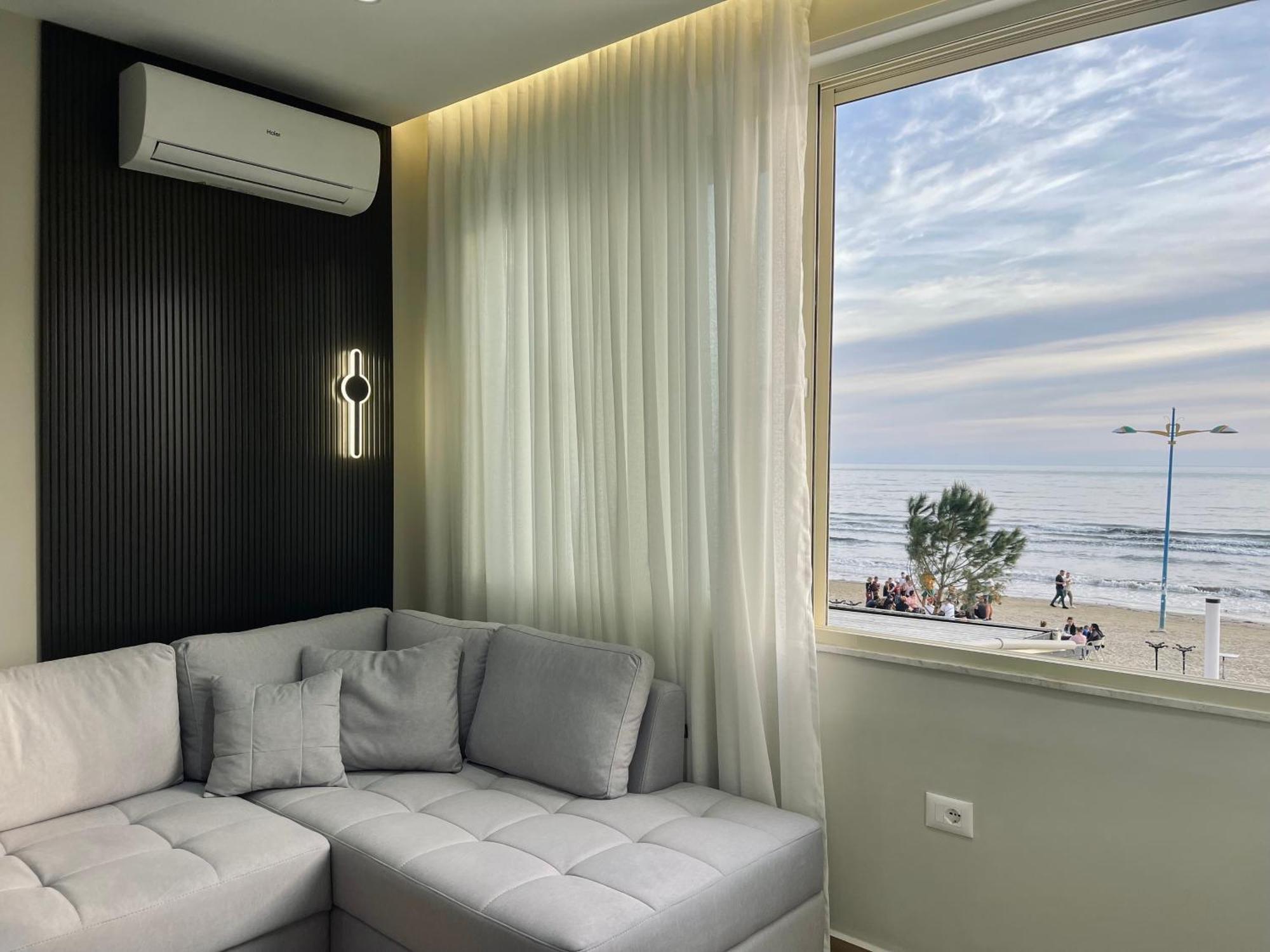 Luxurious Dreamy Seaview Apartment Durrës Eksteriør bilde